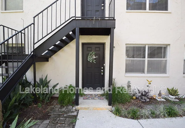 1005 S New York Ave #7 — Photo 2