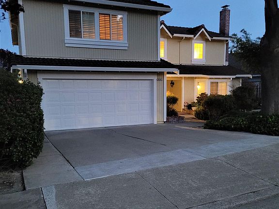 4th image of 8043 Iglesia Dr