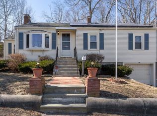 24 Saning Rd, Weymouth, MA 02191
