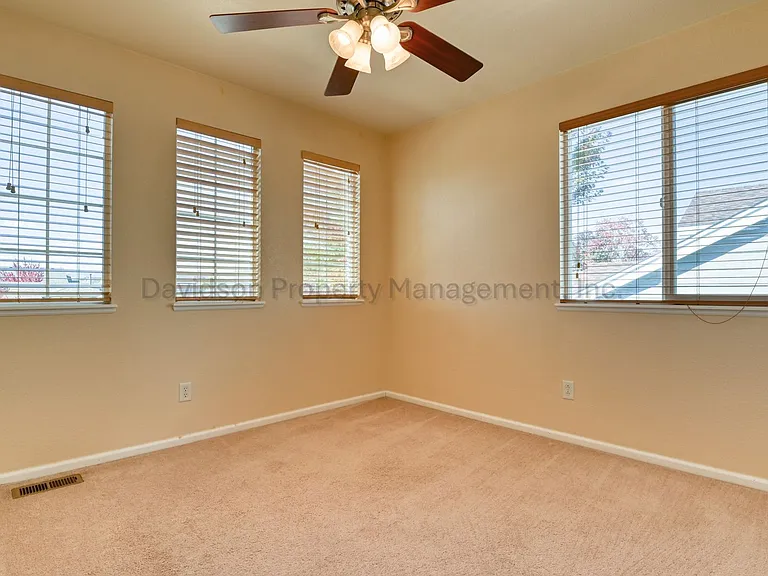 4173 Knollvale Dr — Photo 17