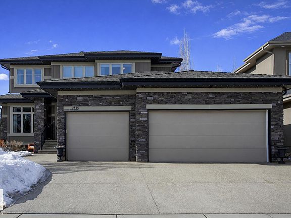 3rd image of 2525 Cameron Ravine Lndg NW