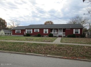 204 W Elm St, West Frankfort, IL 62896