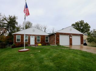 926 Sarbrook Dr, Cincinnati, OH 45231
