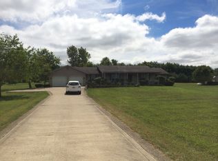 6267 Ludwig Dresback Rd, Circleville, OH 43113