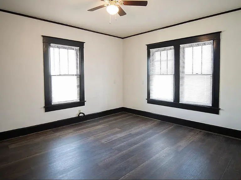 526 N Emerson Ave — Photo 10