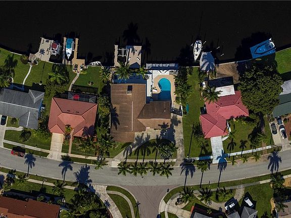 4th image of 1808 Lakeview Blvd