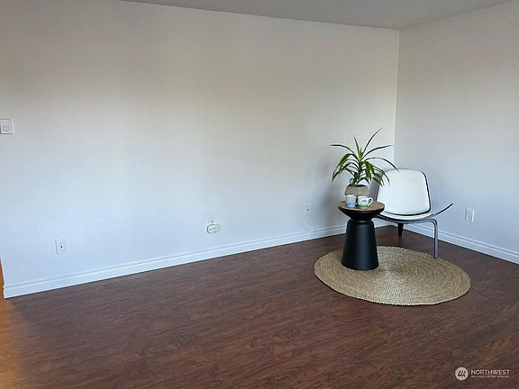 2nd image of 6608-6612 106th Street Ct E