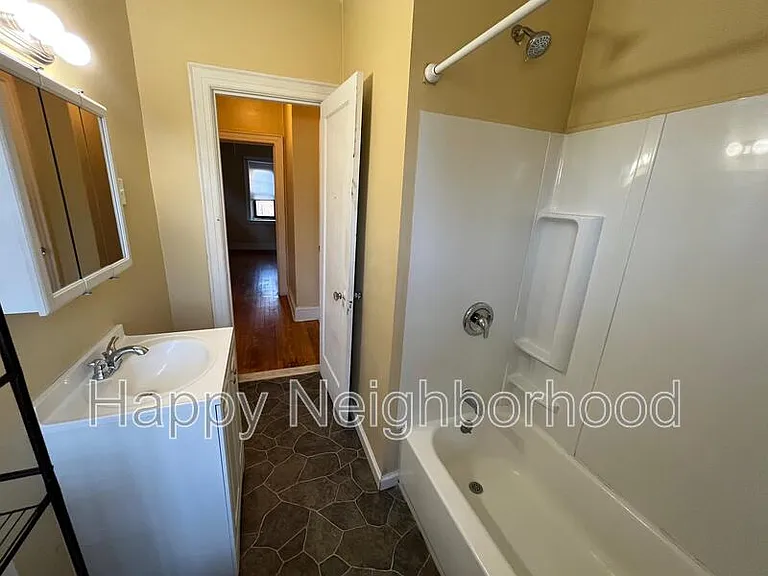 130 Bradley Ave #303 — Photo 21