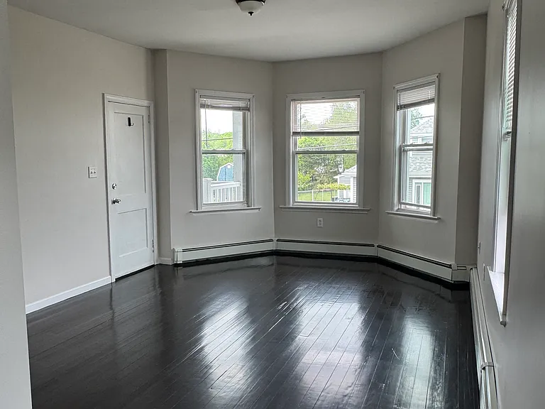 24 Potter St #2 — Photo 1