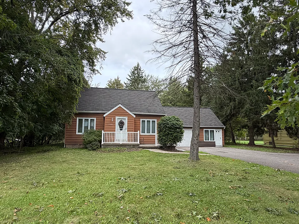 2486 N French Rd