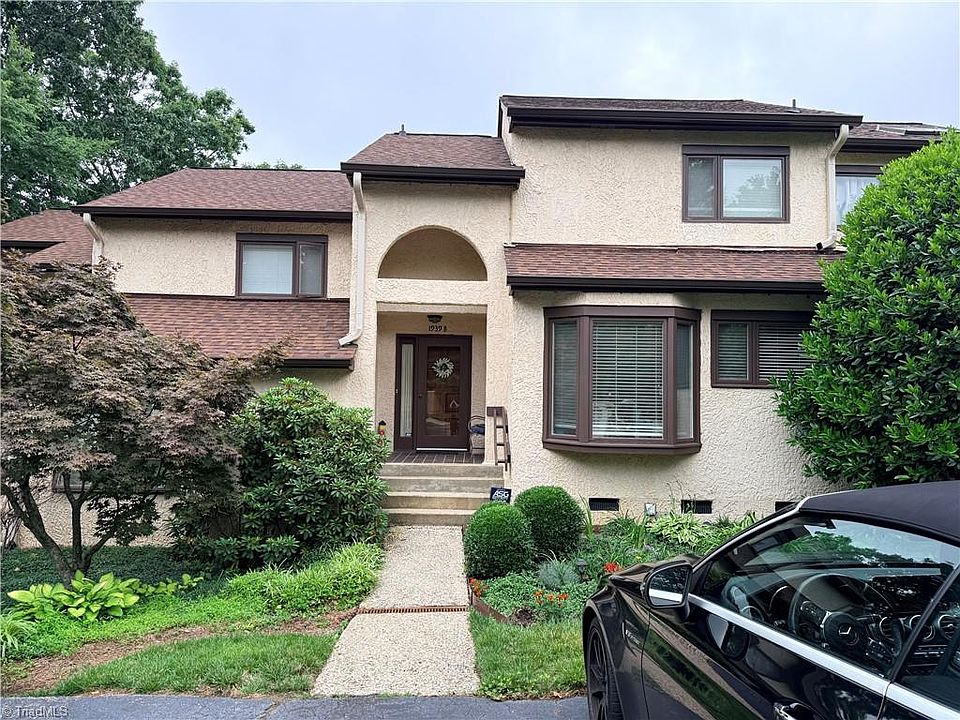 1st image of 1939 Eastchester Dr Unit B