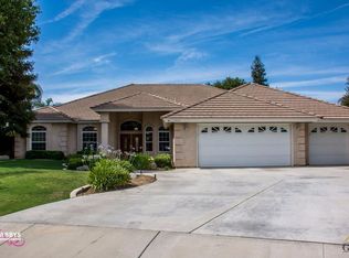 9019 Forest Oaks Ct, Bakersfield, CA 93312