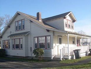 2nd image of 67 Harbor Ave #1