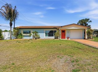 401 E Jasmine Rd, Lehigh Acres, FL 33936