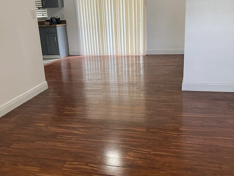 913 Maydell Ct — Photo 14