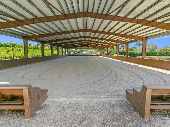 4985 Stables Way, Wellington, FL 33414