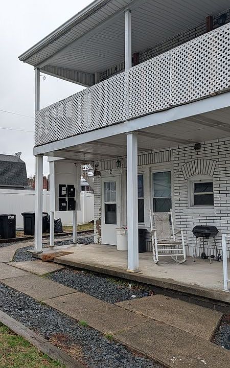 1st image of 191 S Meade St APT 3