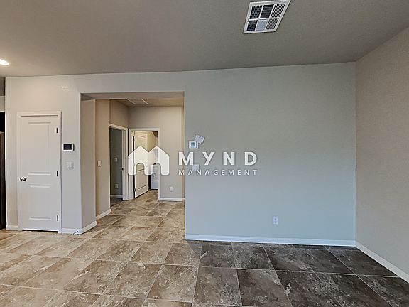 5th image of 7816 Stone Cove St
