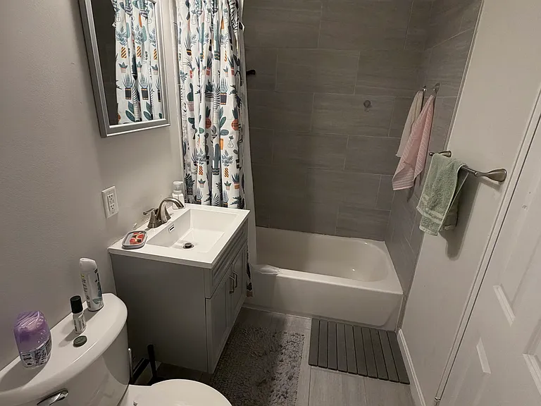 7-9 Holmes St #2C — Photo 2