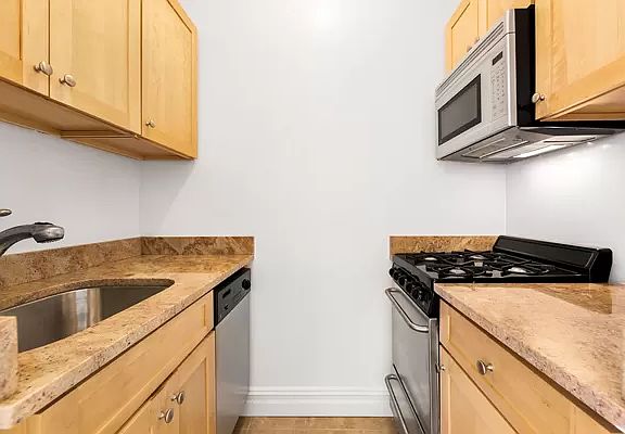 2nd image of 243 W End Ave APT 1210