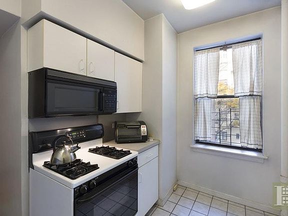 3rd image of 332 E 84th St APT 3E