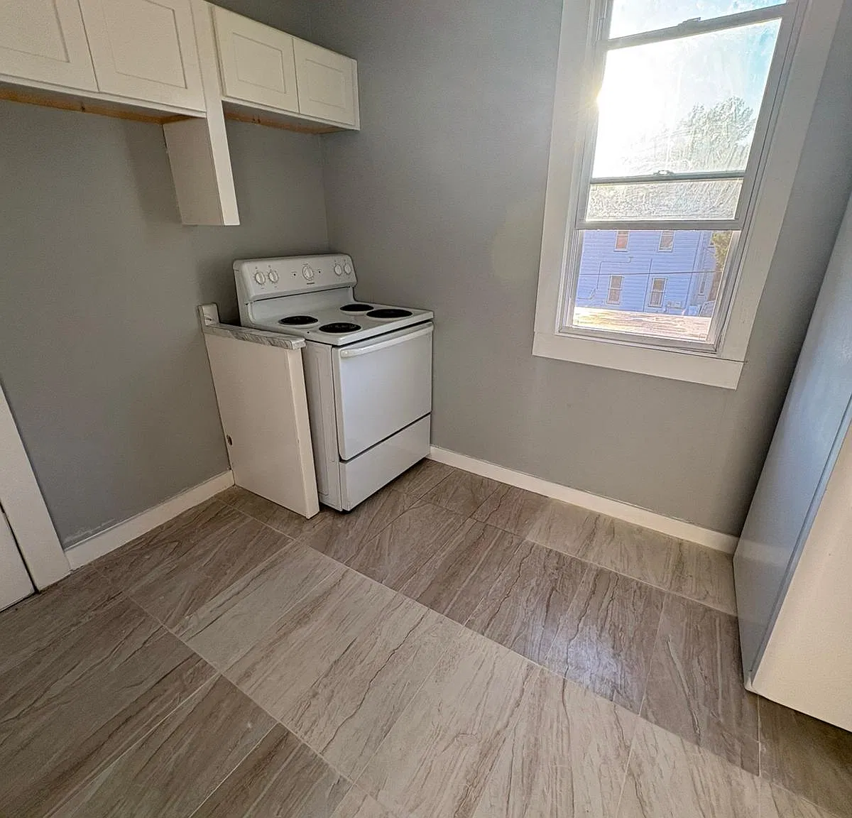 2 bed, 800 sqft, $1,750 — Photo 2