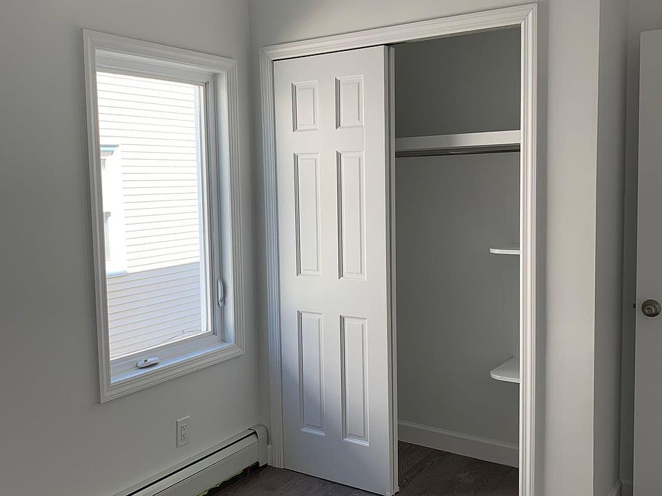 2nd image of 4347 164th St Floor 1