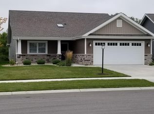 13903 Breakwater Ln, Cedar Lake, IN 46303