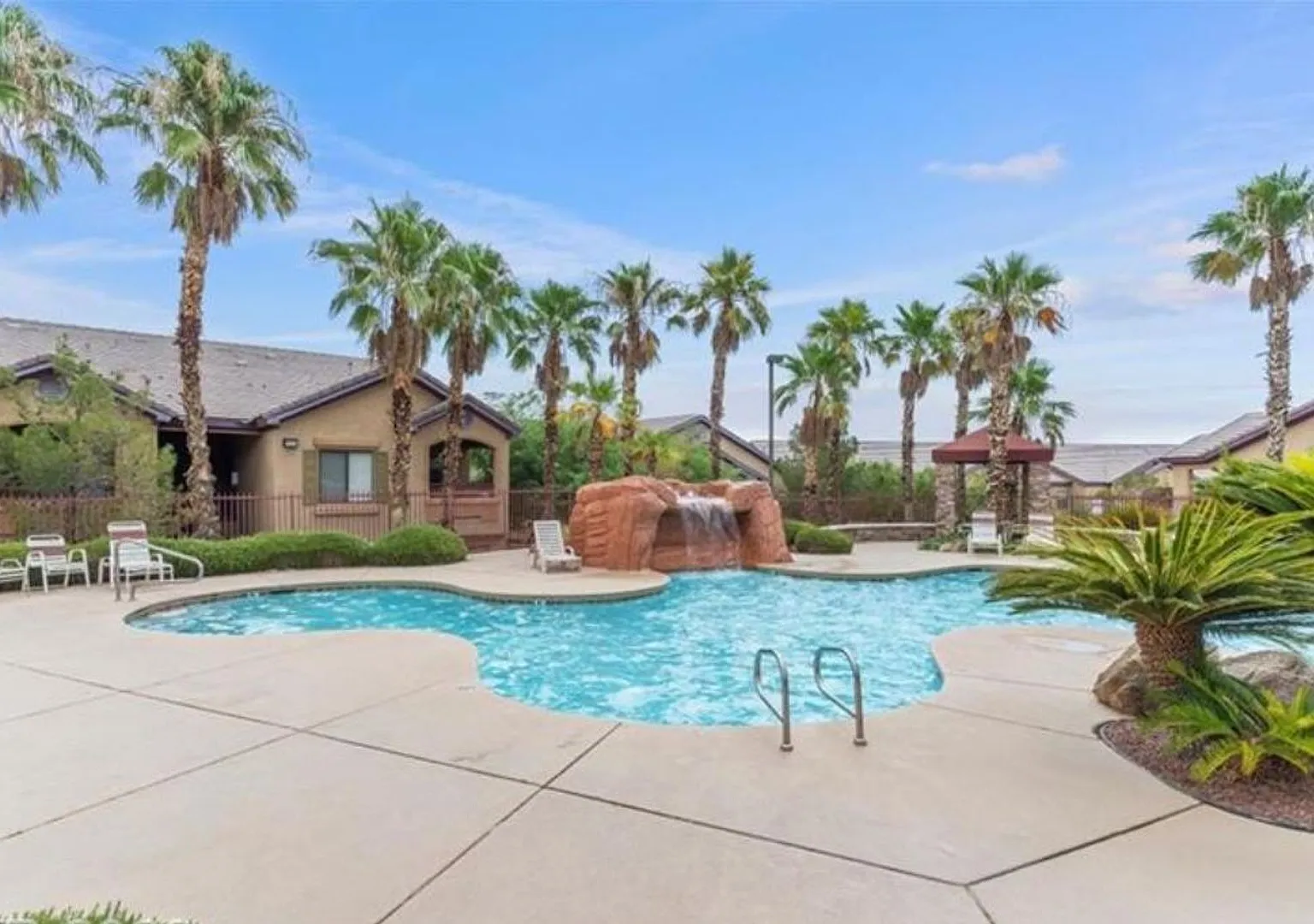 NC415 8250 N Grand Canyon Dr Unit 2018 (gate code #6035) — Photo 1