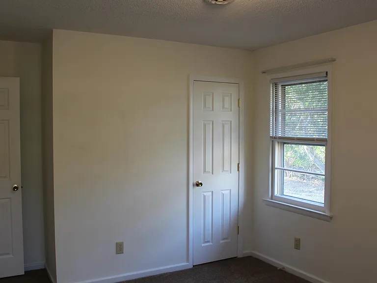 804 N 35th St #B — Photo 21