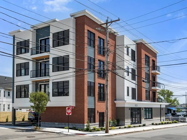 523 2nd St #302, Everett, MA 02149