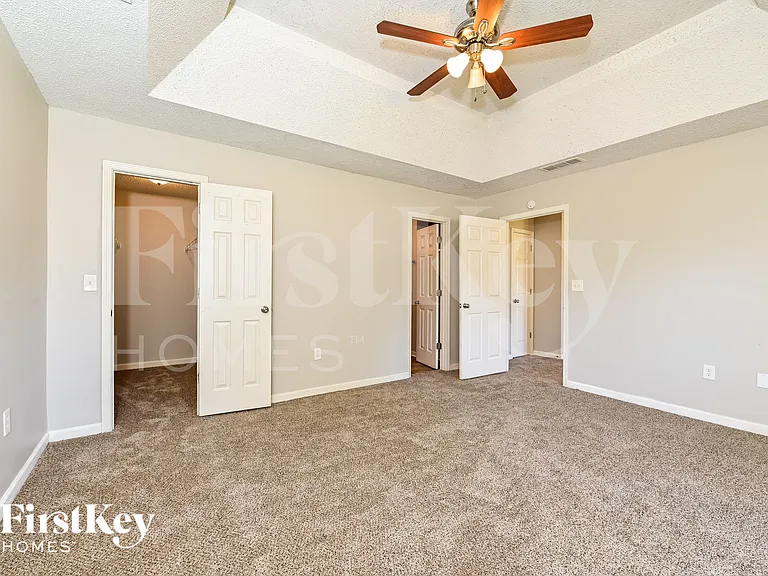 35 Park Place Dr — Photo 9