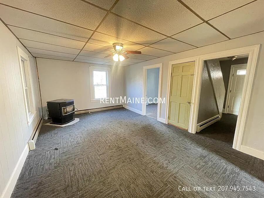4 bed, 1.5 bath, $1,850 — Photo 3