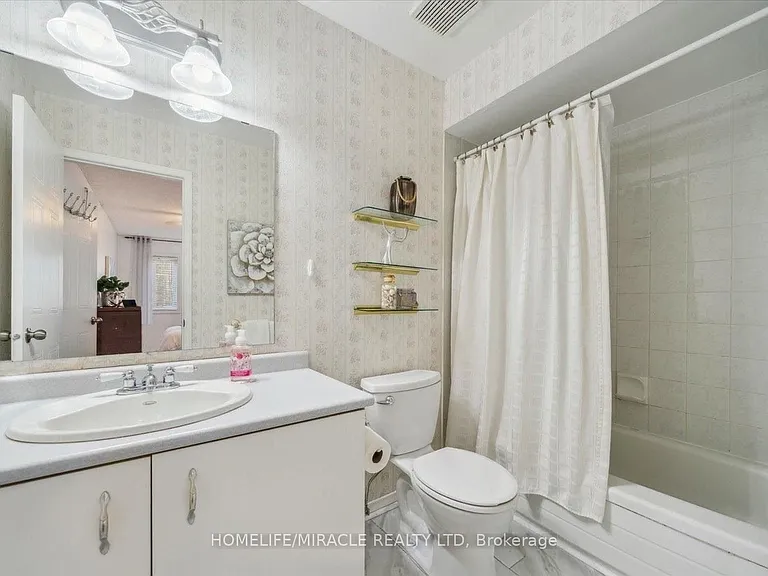 19 Wallace Dr — Photo 14