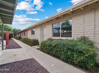 3033 E Blacklidge Dr, Tucson, AZ 85716