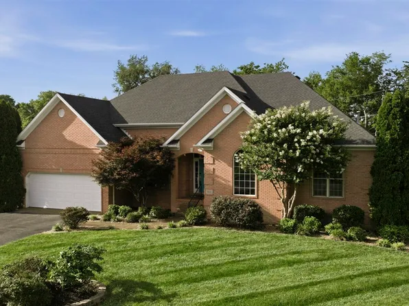 2622 Hayford Pl, Bowling Green, KY 42104
