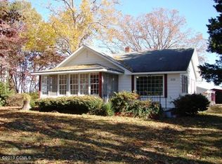 1132 Riggs Rd, Maysville, NC 28555