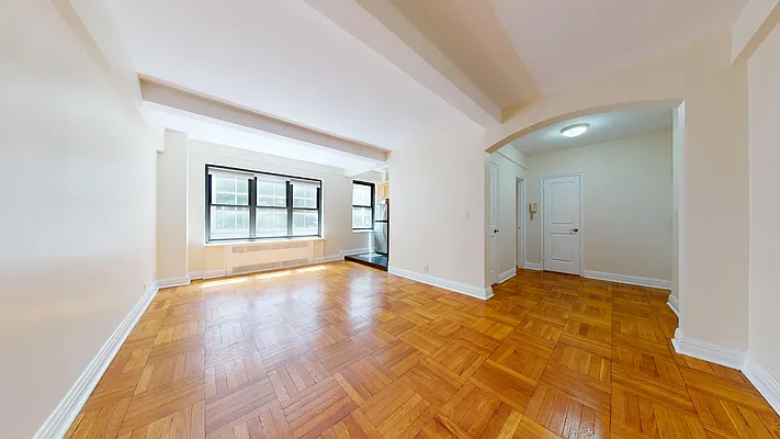 Rented by Bond New York | media 10