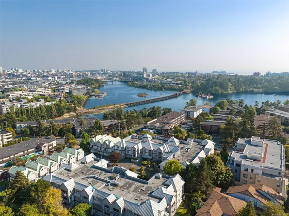 3008 Washington Ave #312, Victoria, BC V9A 1P6