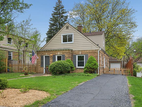 2nd image of 640 8th Ave