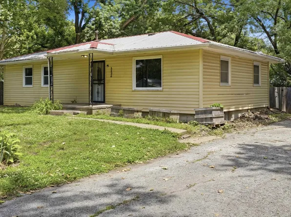 1130 Main St, Perry, KS 66073