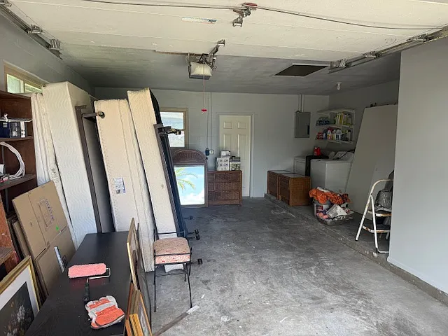 3 bed, 1305 sqft, $2,400 — Photo 3