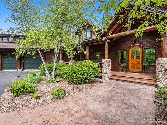 2nd image of 3628 Barton Farm Dr