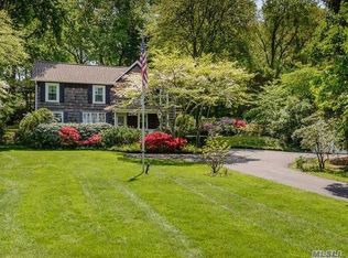 64 Chester St, Locust Valley, NY 11560