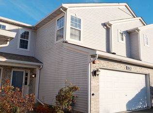 1863 Candlelight Cir, Montgomery, IL 60538