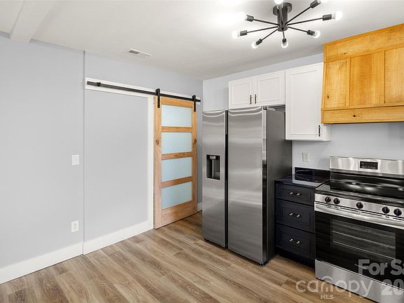 4th image of 342 N Cleghorn St