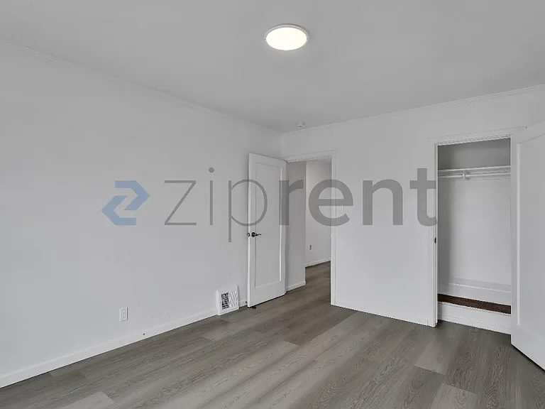 1714 44th Ave — Photo 16