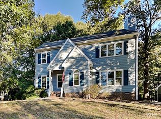 2701 Moorsfield Ct, Raleigh, NC 27604