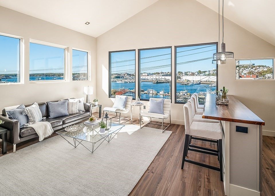 1st image of 86 E Main St #2