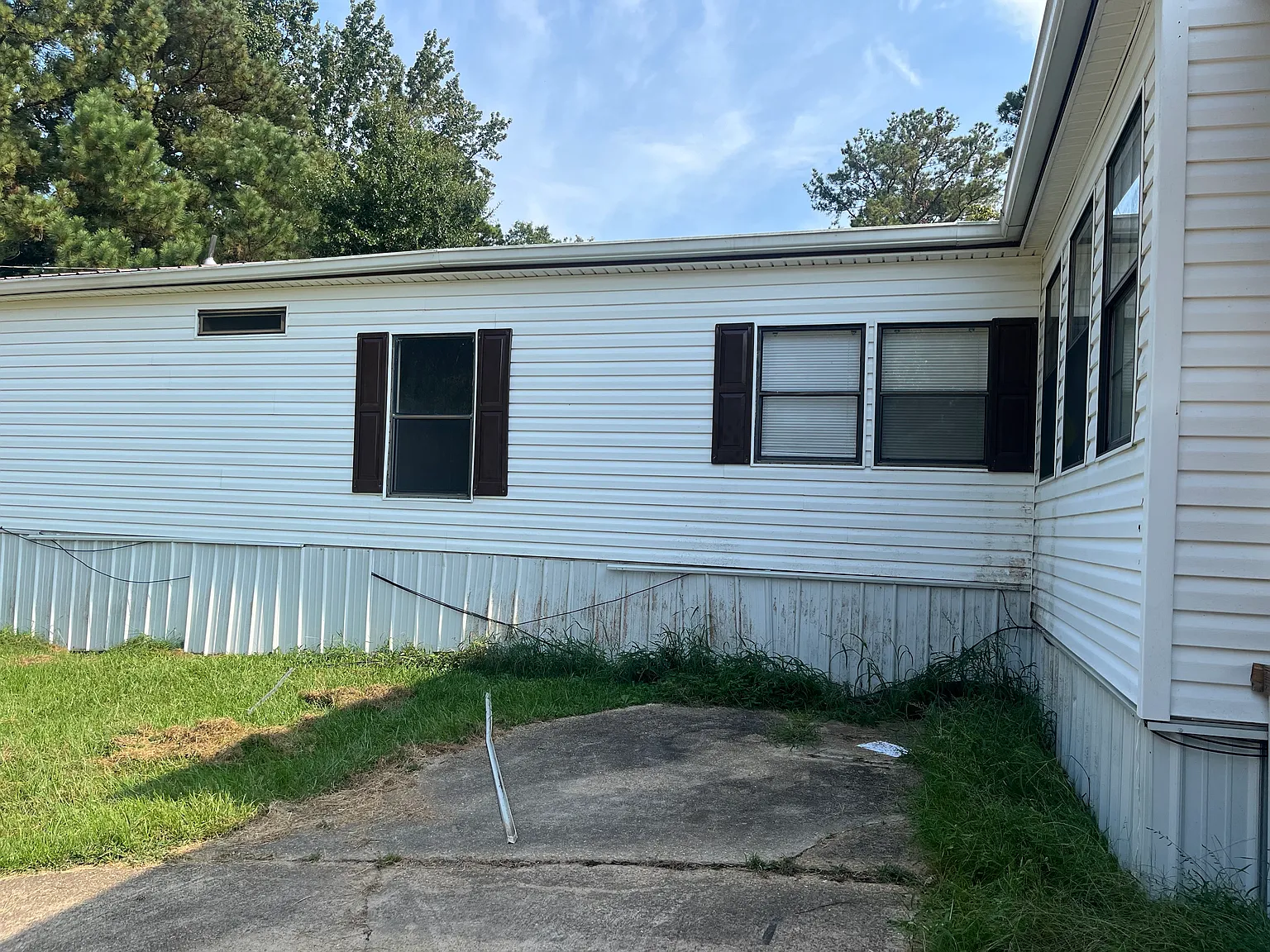 4 bed, 2.5 bath, 1800 sqft, $1,800 — Photo 3